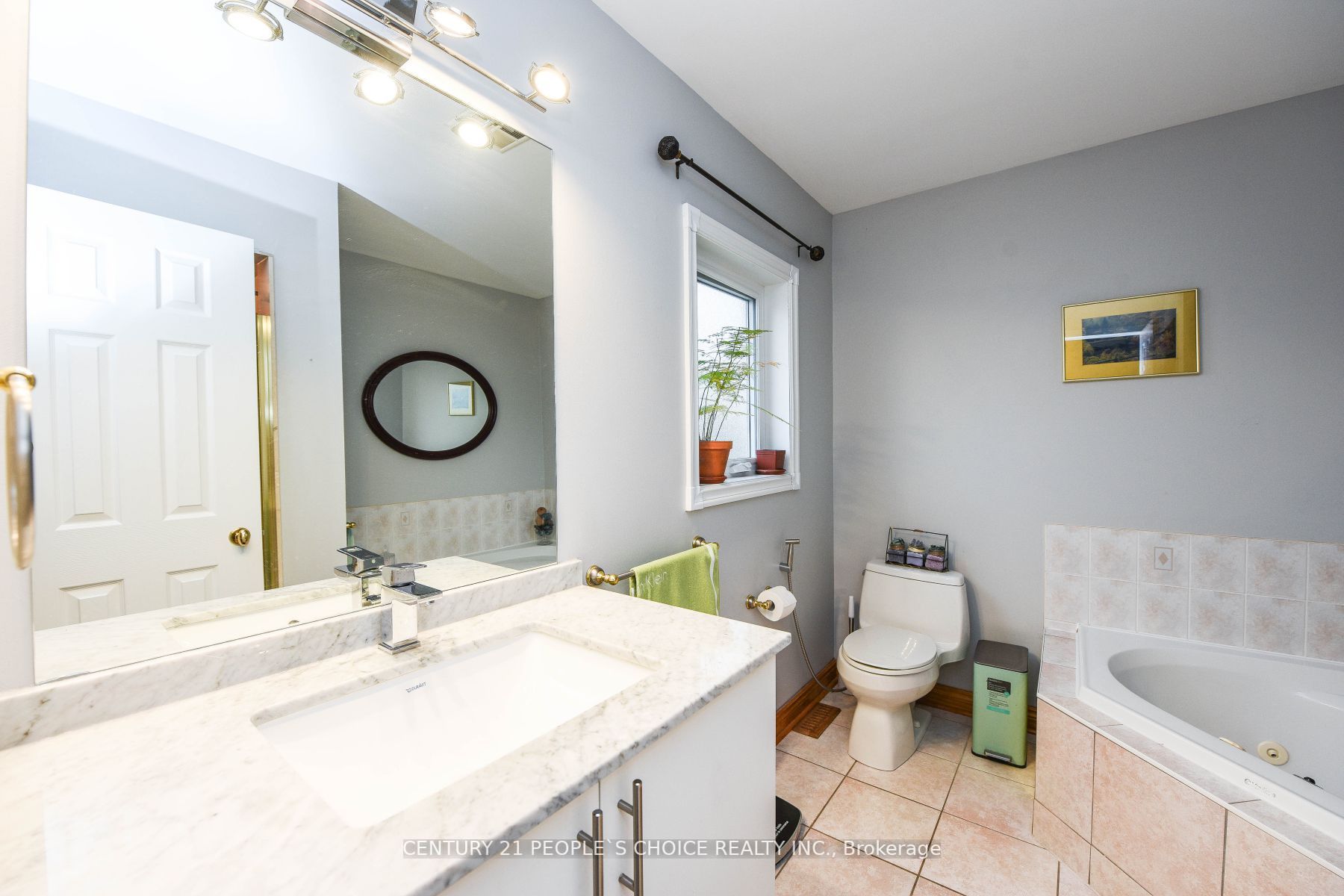 6 Sunley Cres