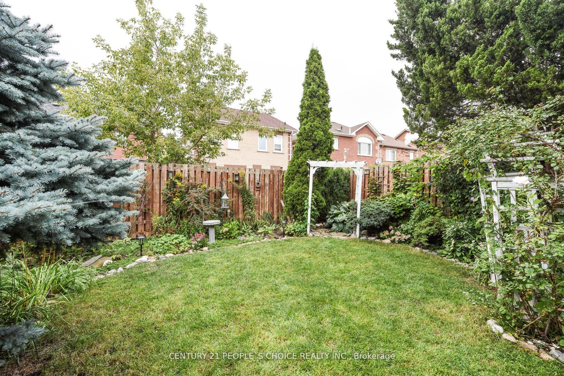 6 Sunley Cres