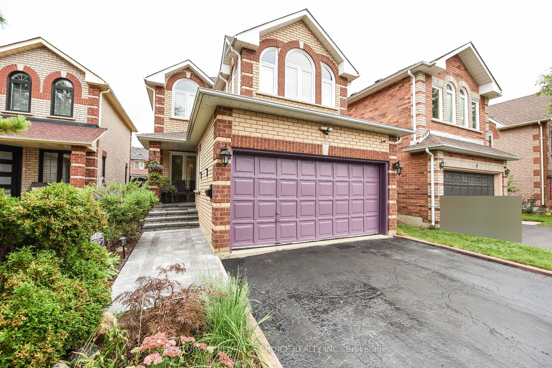 6 Sunley Cres