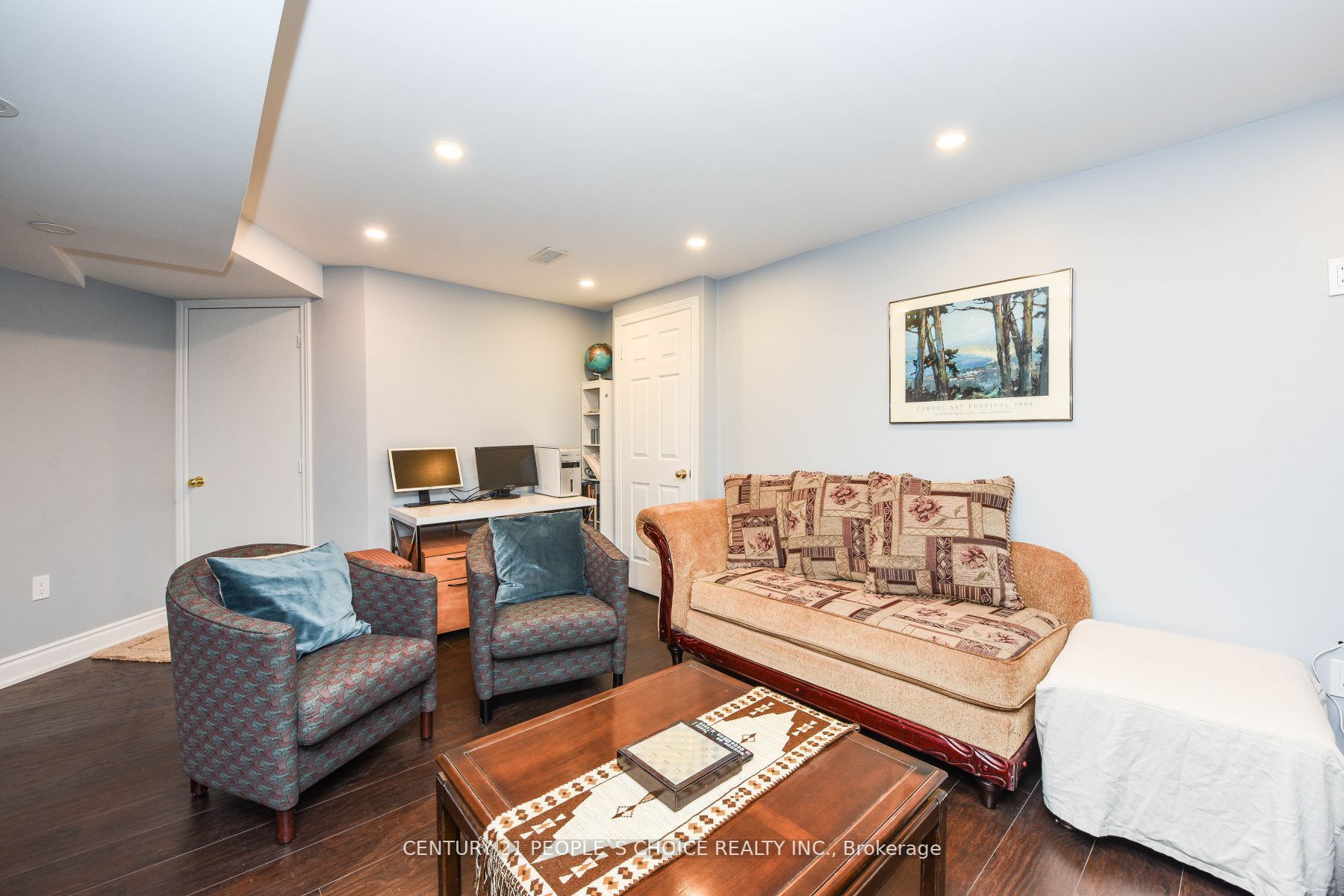 6 Sunley Cres