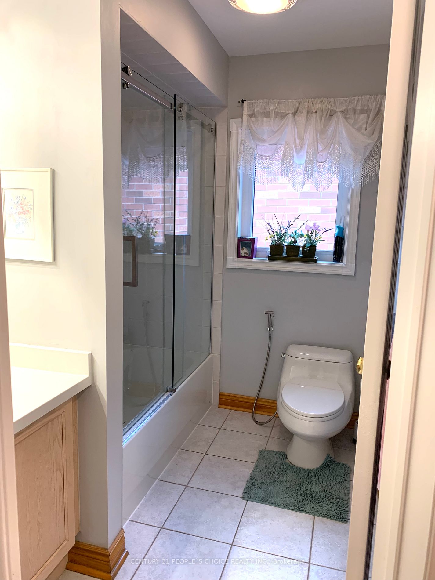 6 Sunley Cres