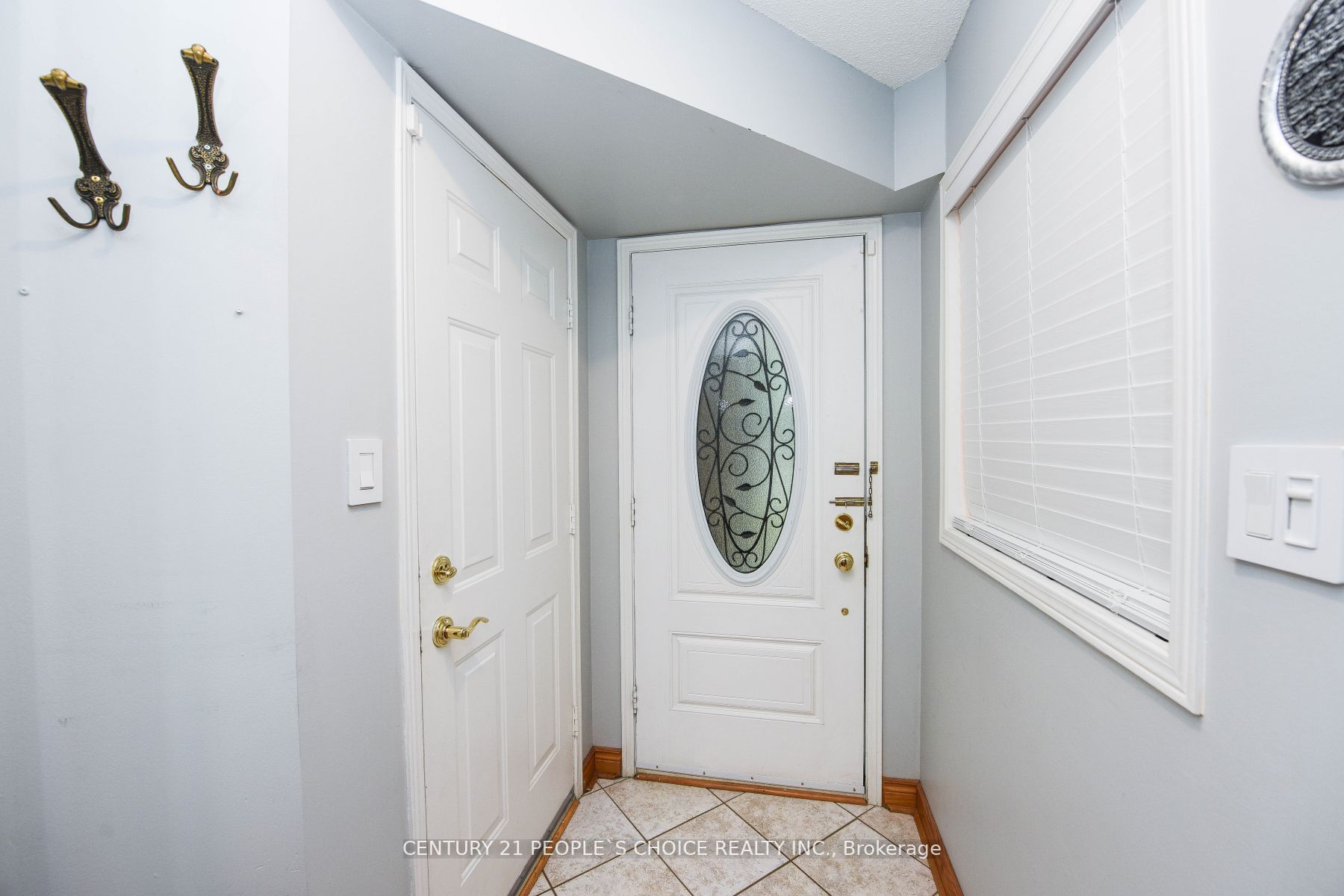 6 Sunley Cres