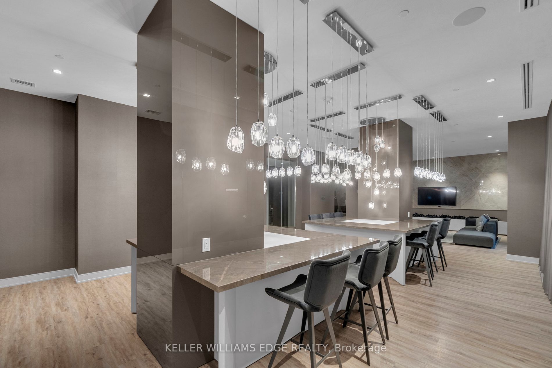 8 Nahani Way, #112