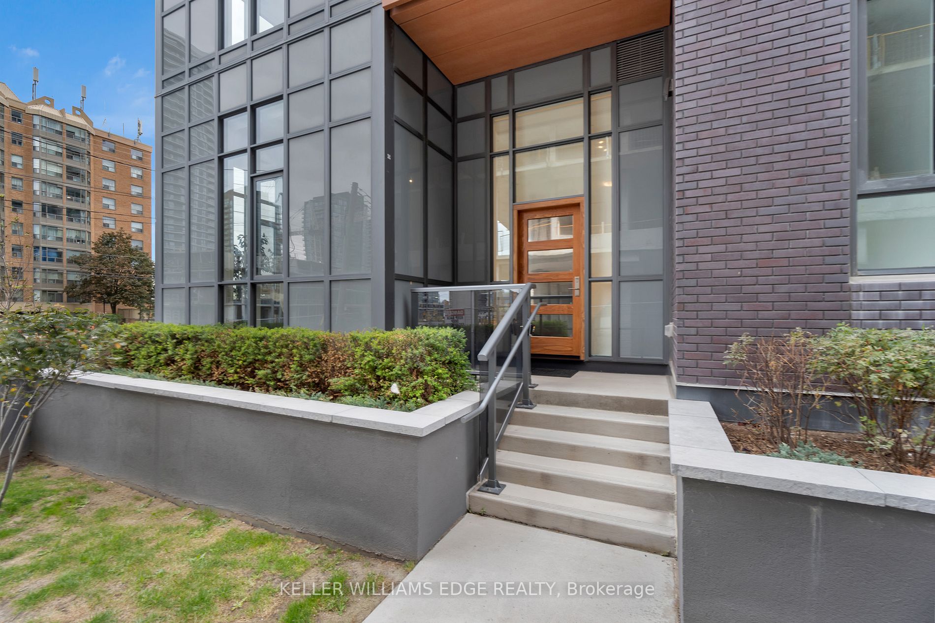 8 Nahani Way, #112