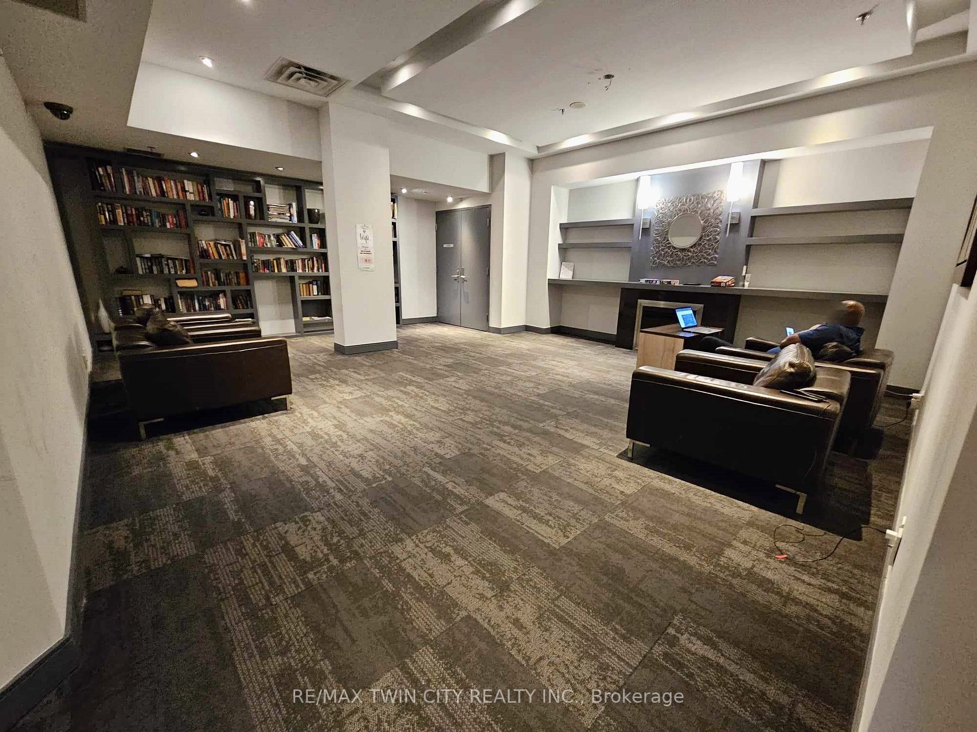 60 Absolute Avenue, #5203