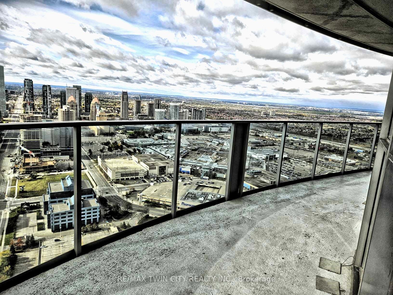 60 Absolute Avenue, #5203