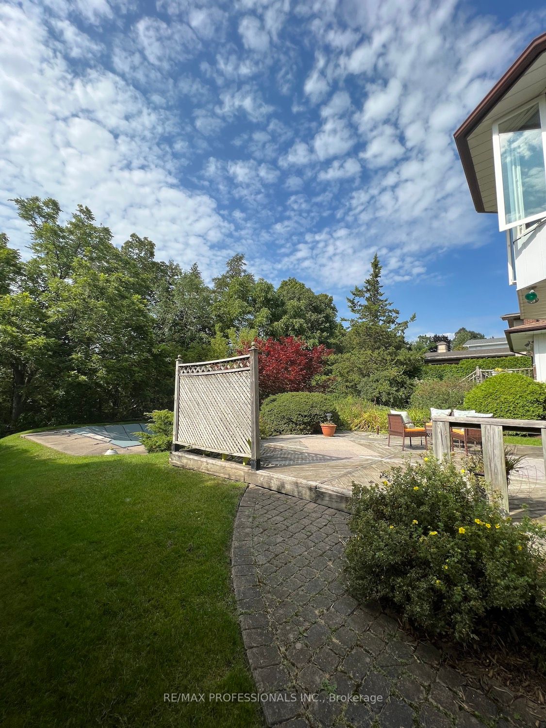 20 Noble Crt