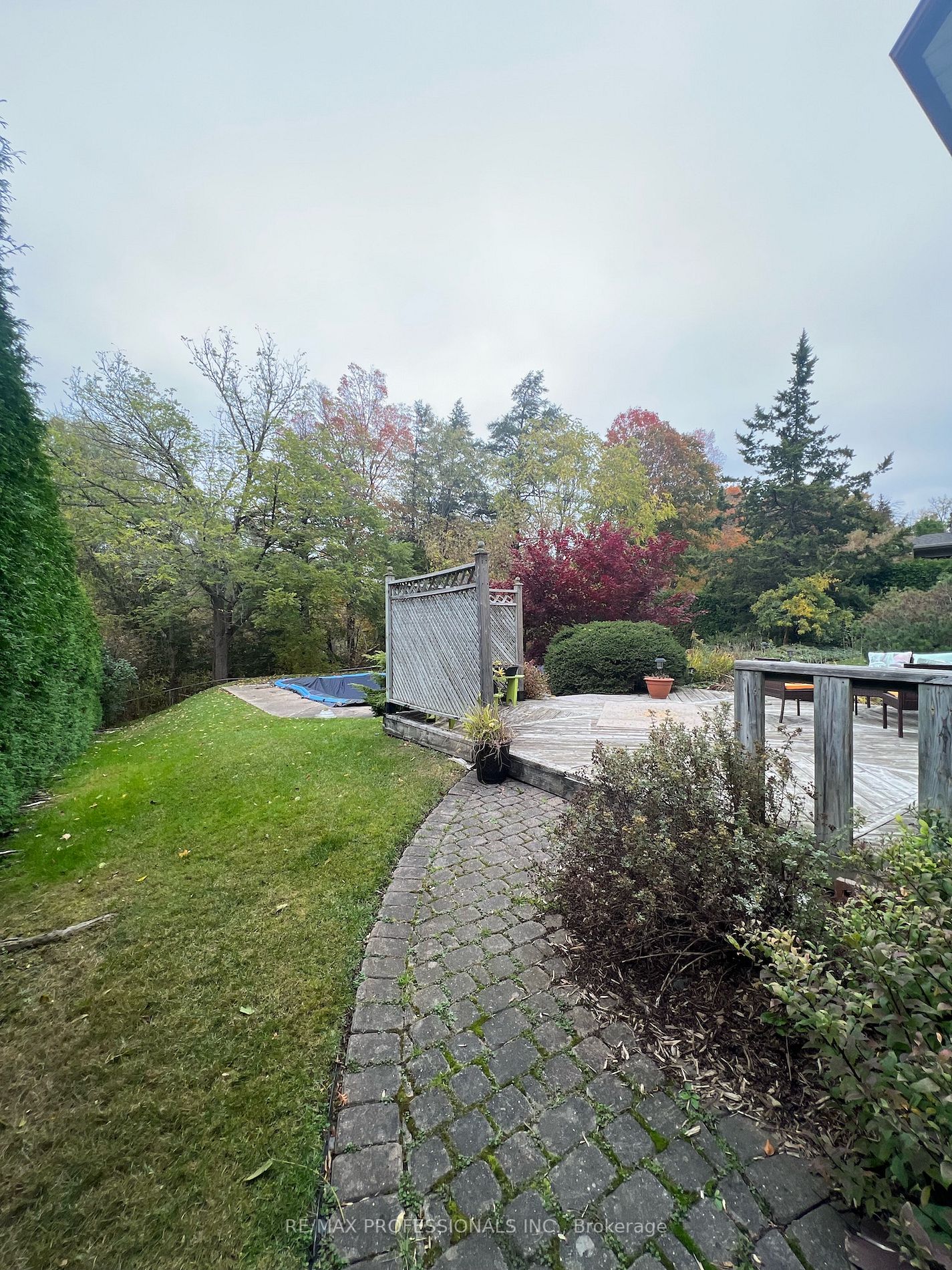 20 Noble Crt