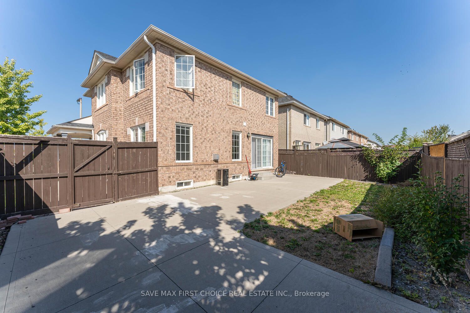 31 Vista Green Cres