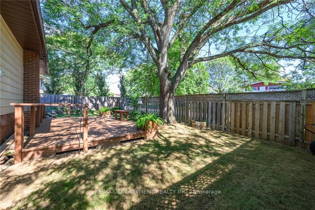 1009 Marley Cres