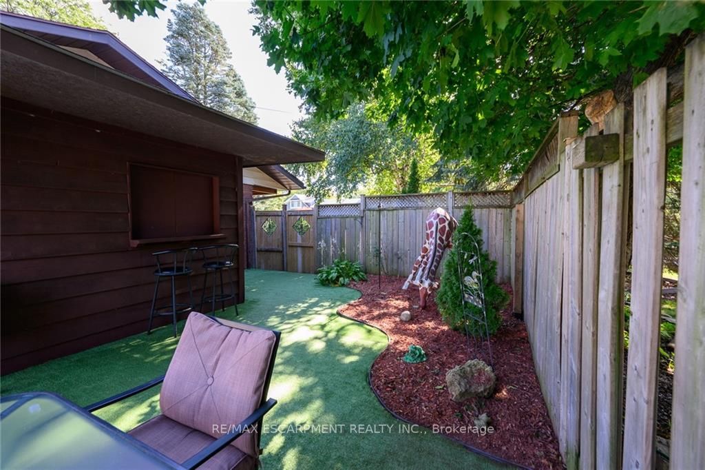 1009 Marley Cres