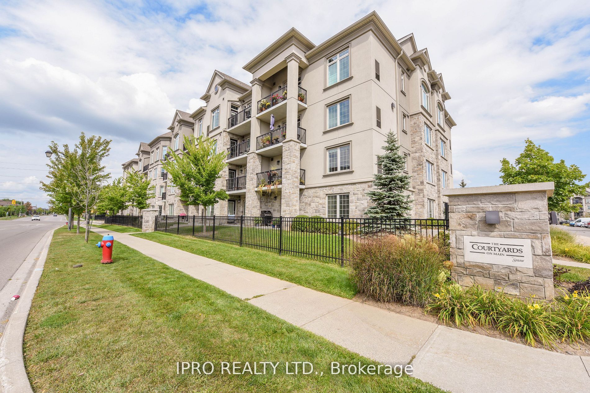 1440 Main St, #101