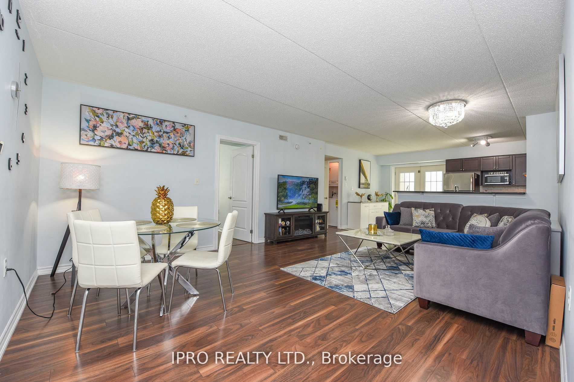 1440 Main St, #101