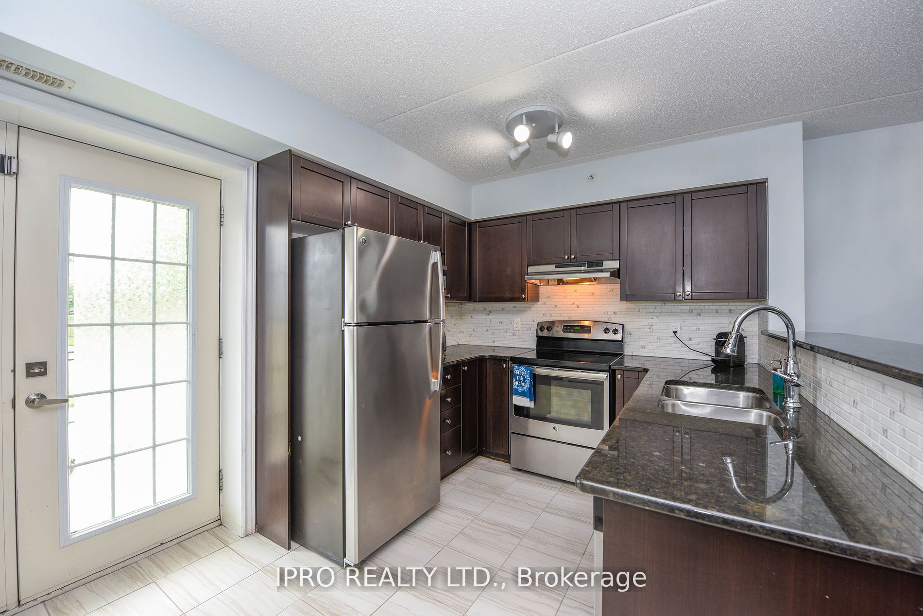 1440 Main St, #101