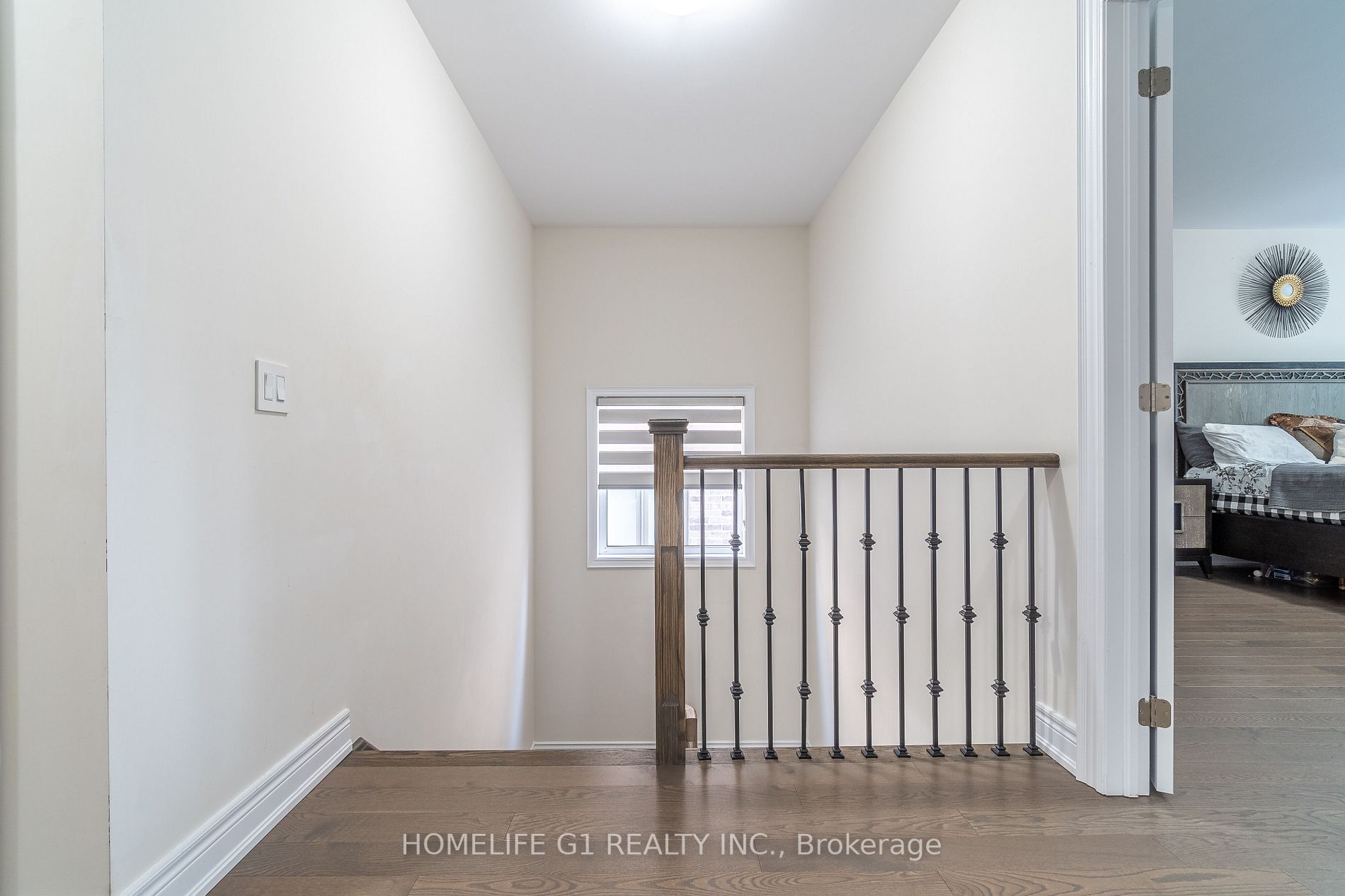 24 Daisy Meadow Cres W
