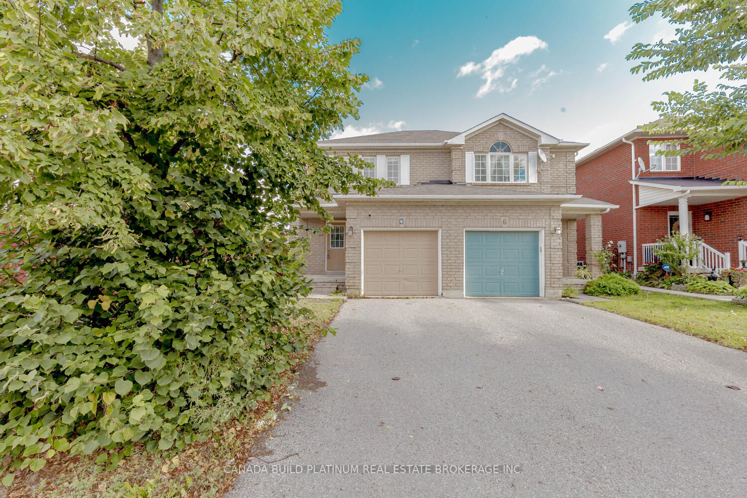 4 Vauxhall Cres