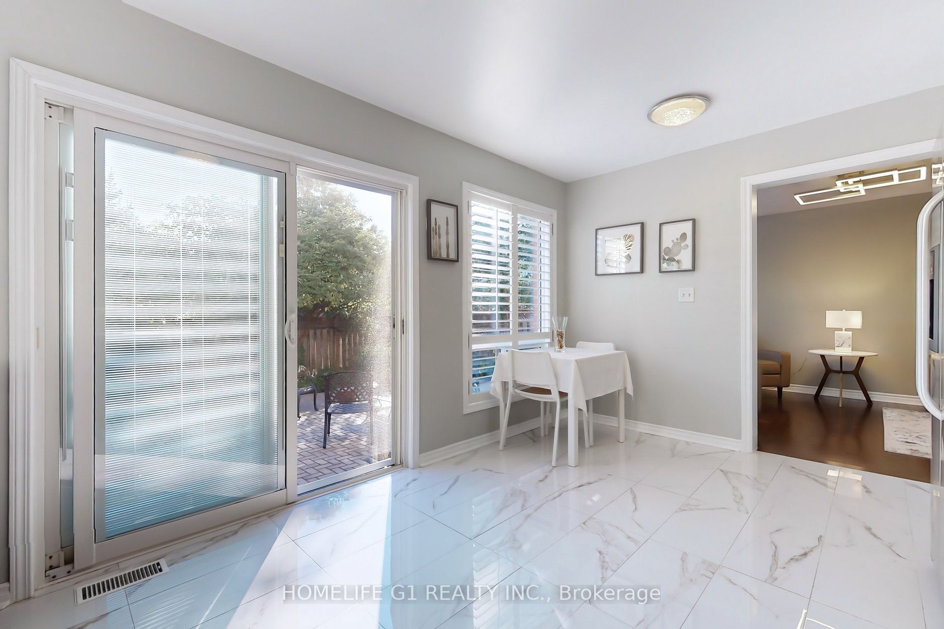 896 Mcneil Dr