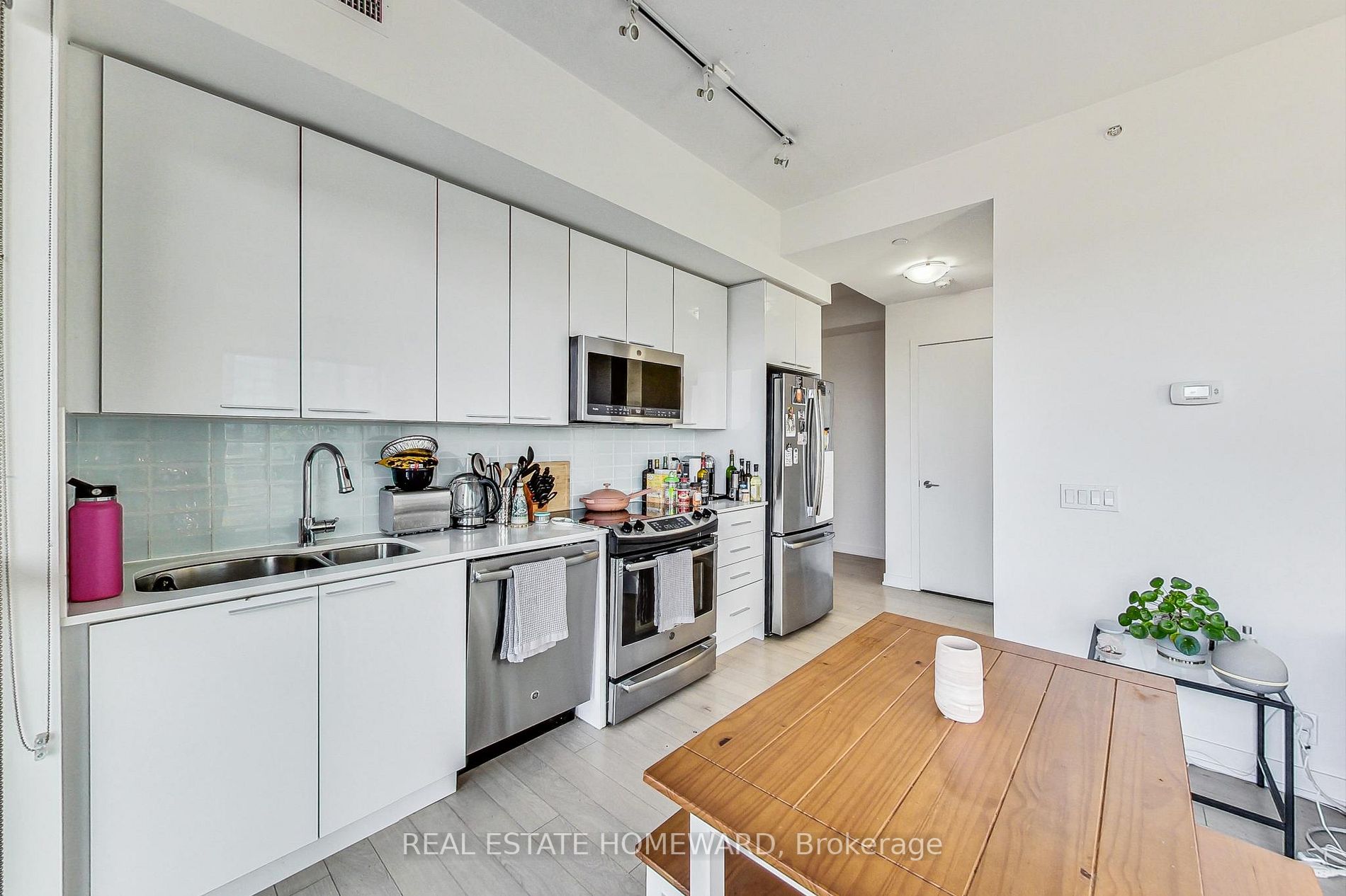 10 Park Lawn Rd, #625