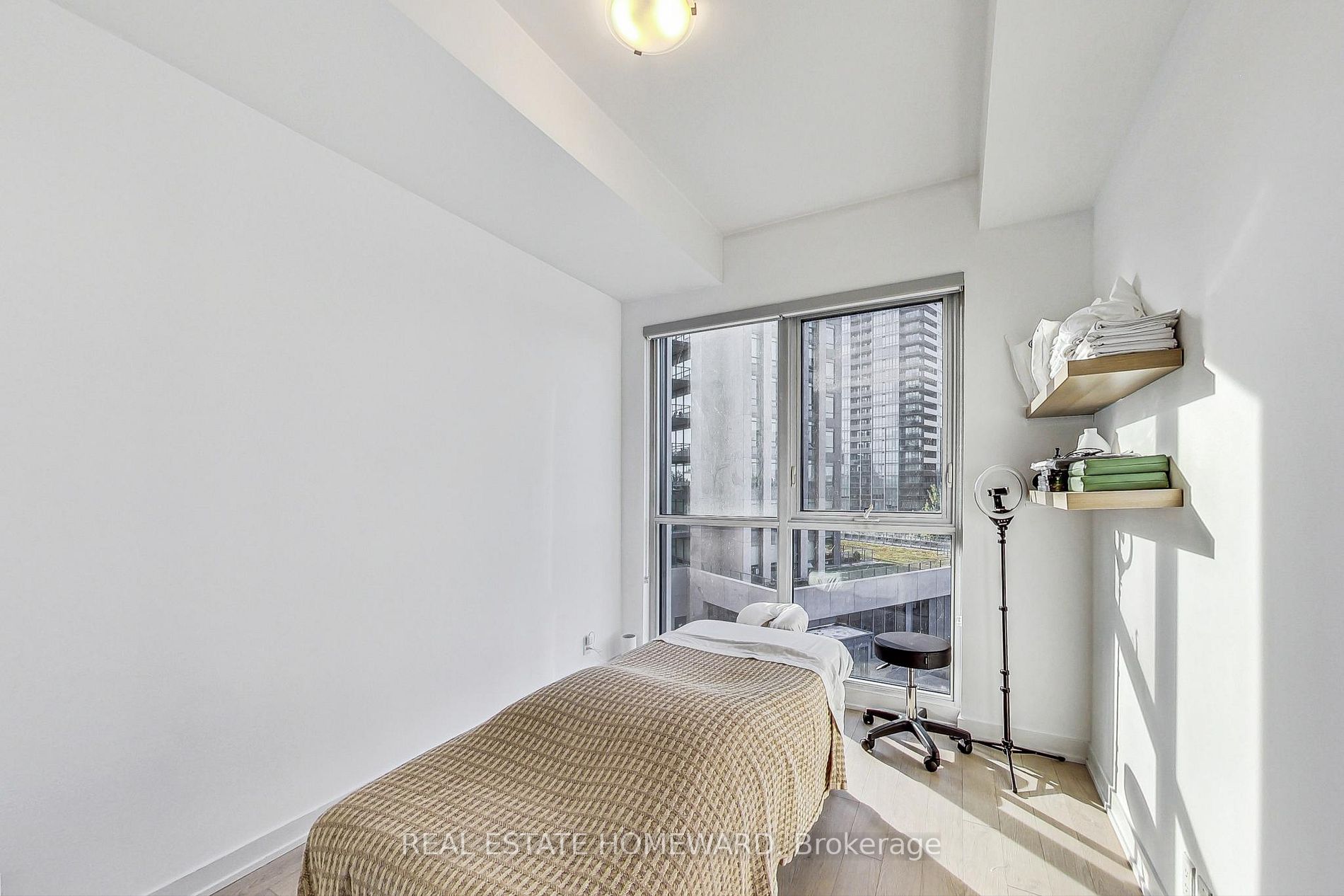 10 Park Lawn Rd, #625