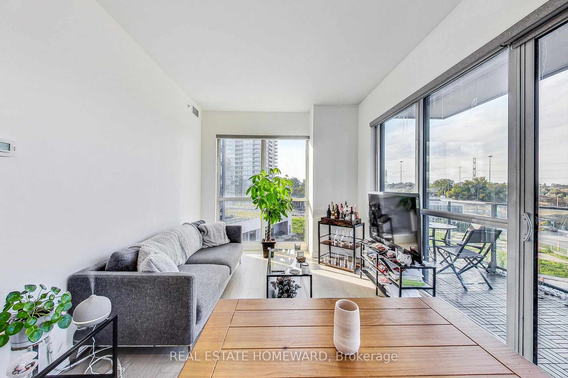 10 Park Lawn Rd, #625