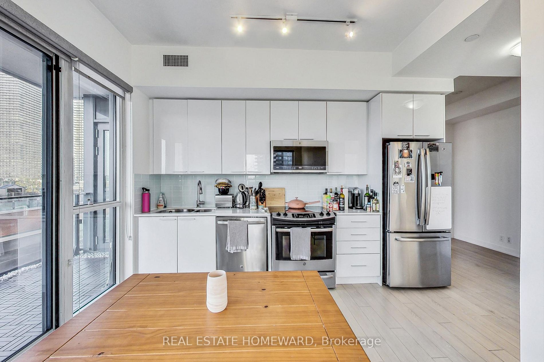 10 Park Lawn Rd, #625
