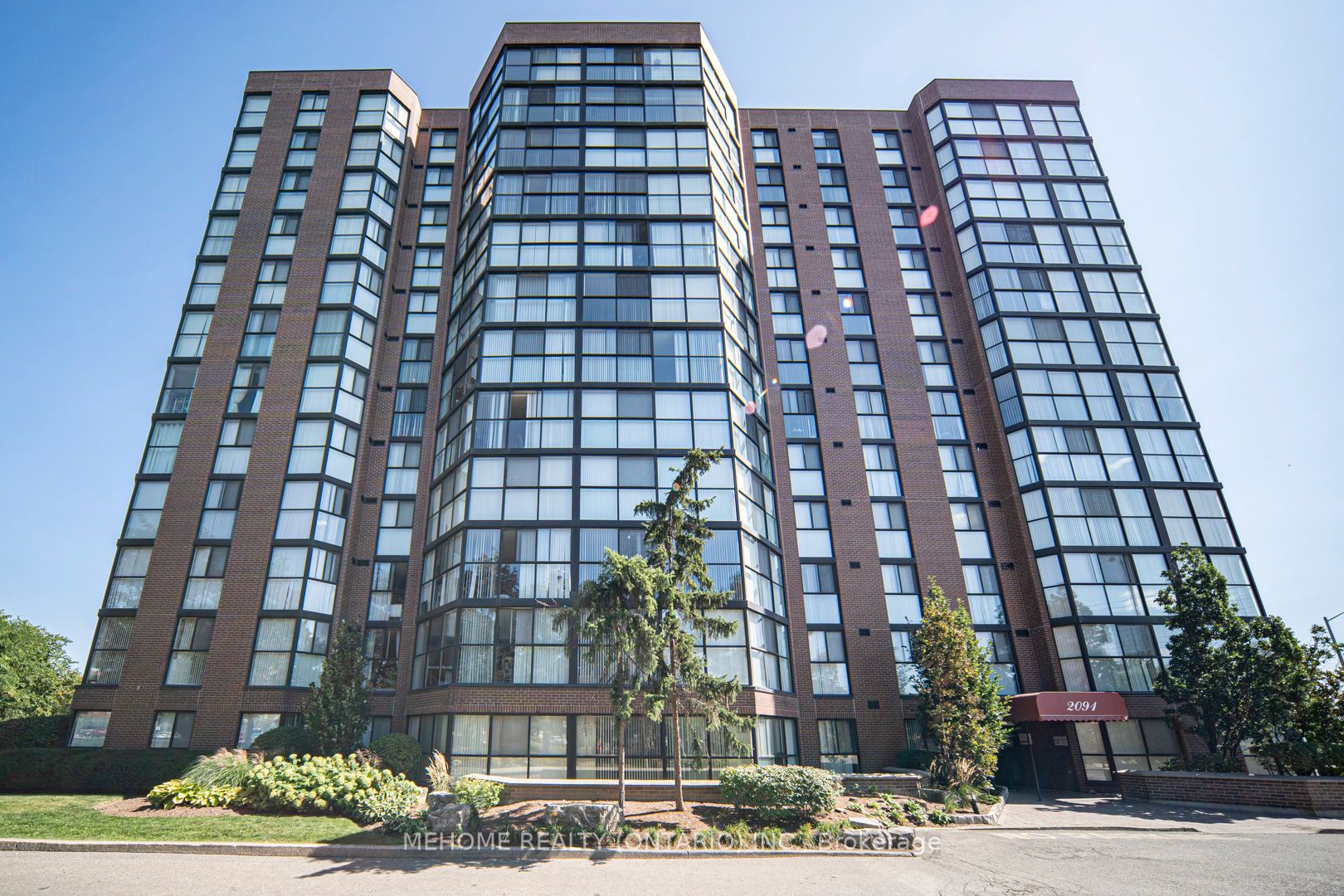 2091 Hurontario Street, #810