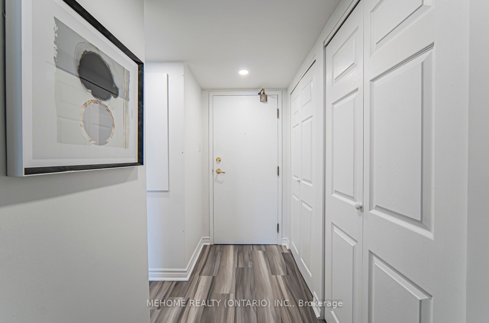 2091 Hurontario Street, #810