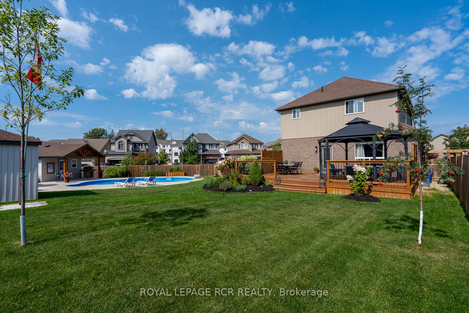 20 Dinnick Cres