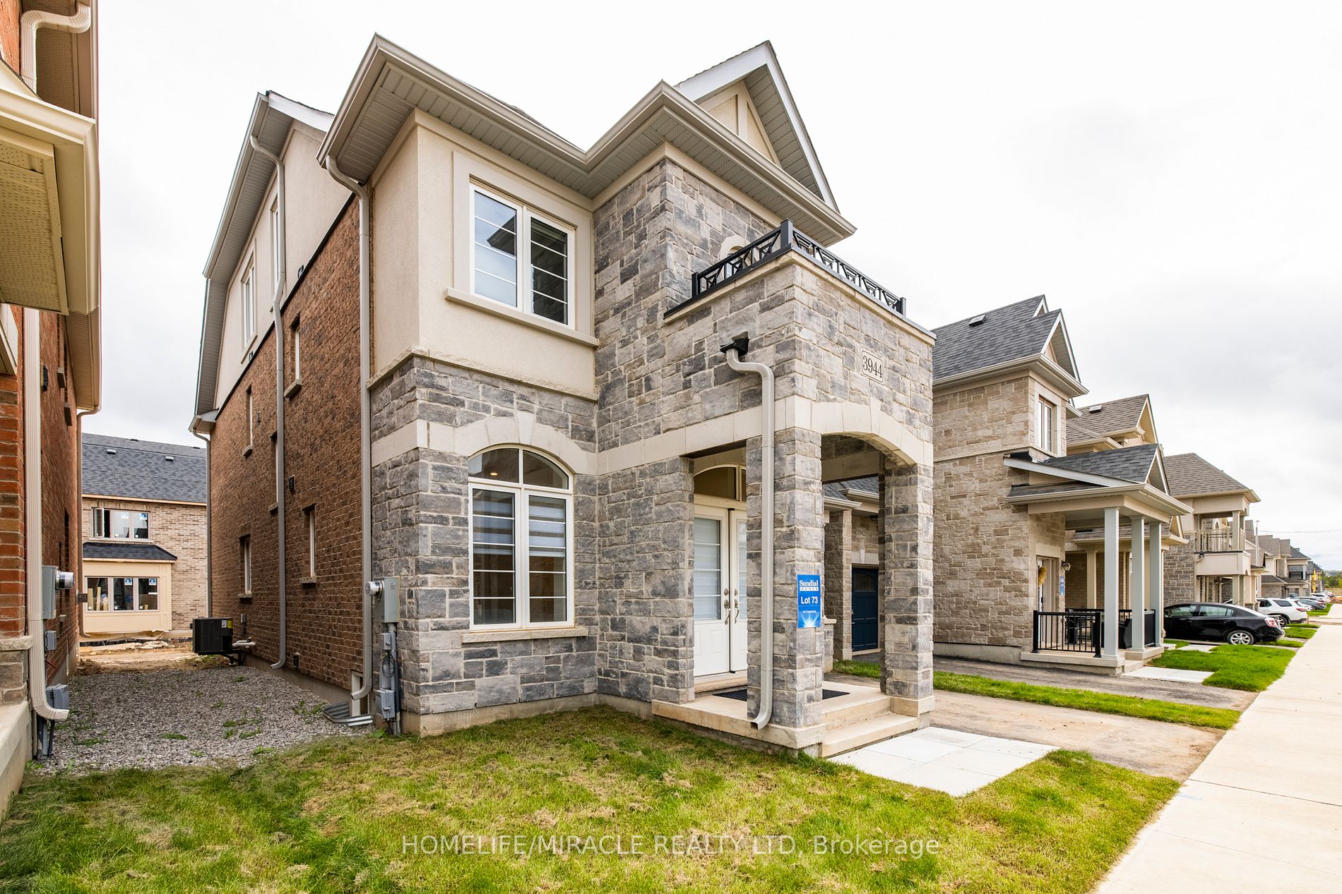 3944 Koenig Rd