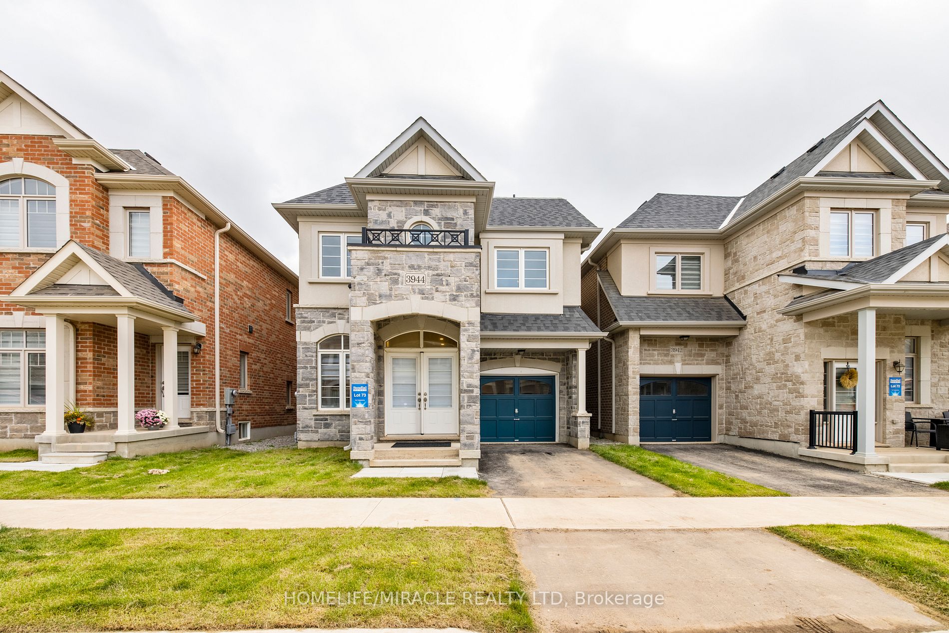 3944 Koenig Rd