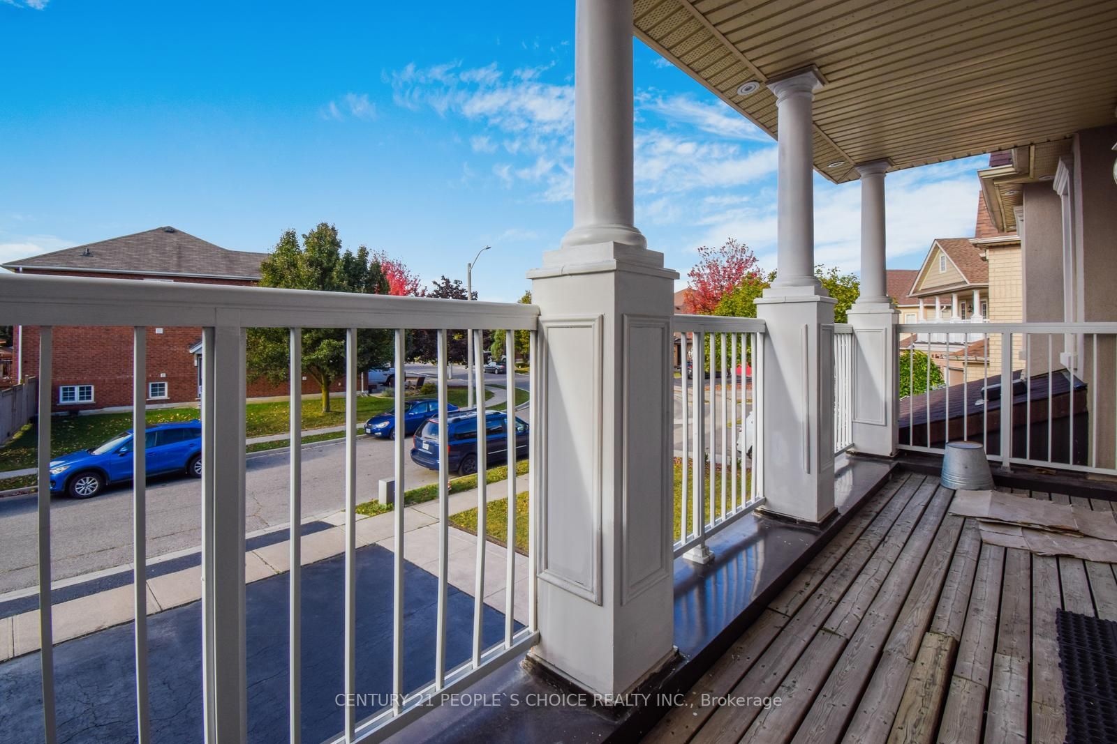 94 River Rock Cres