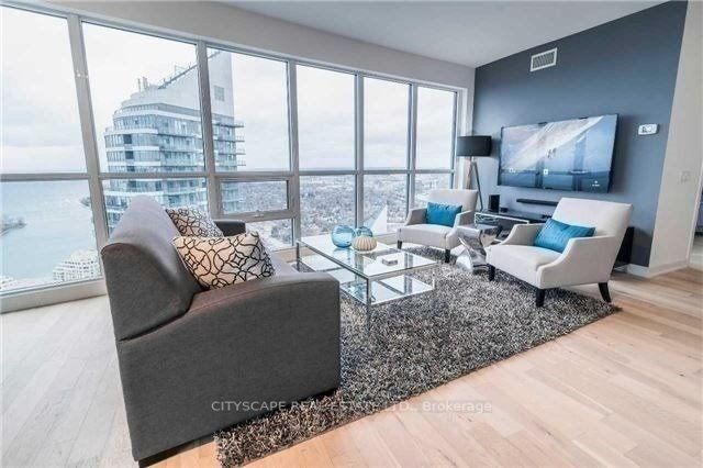 2212 Lakeshore Blvd W, #Lph03