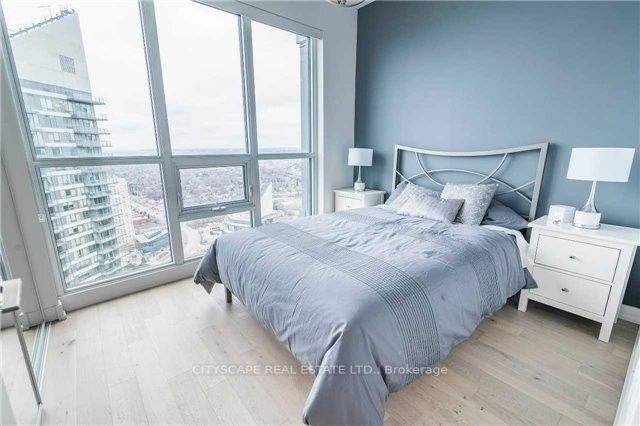 2212 Lakeshore Blvd W, #Lph03