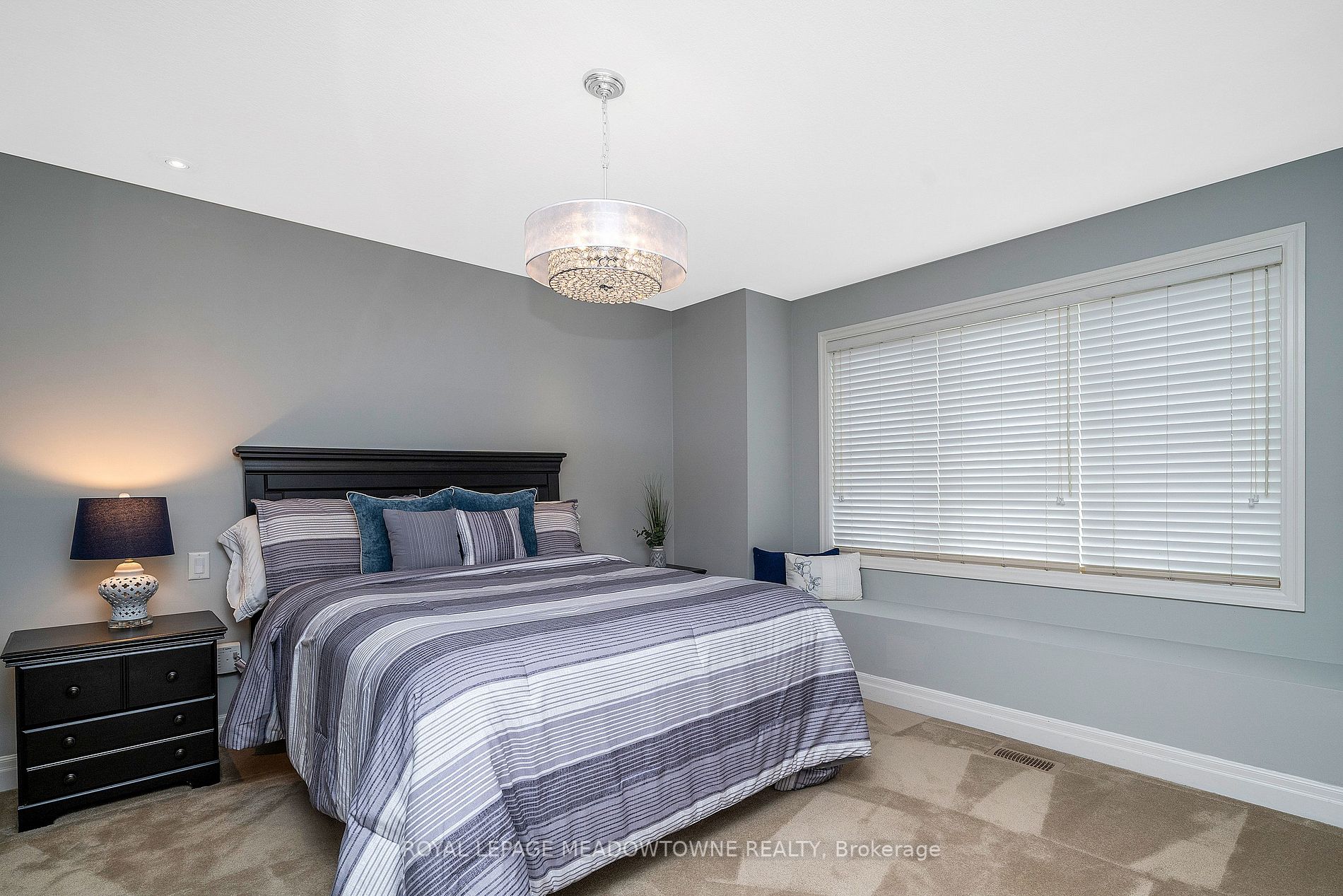 1603 Hume Way