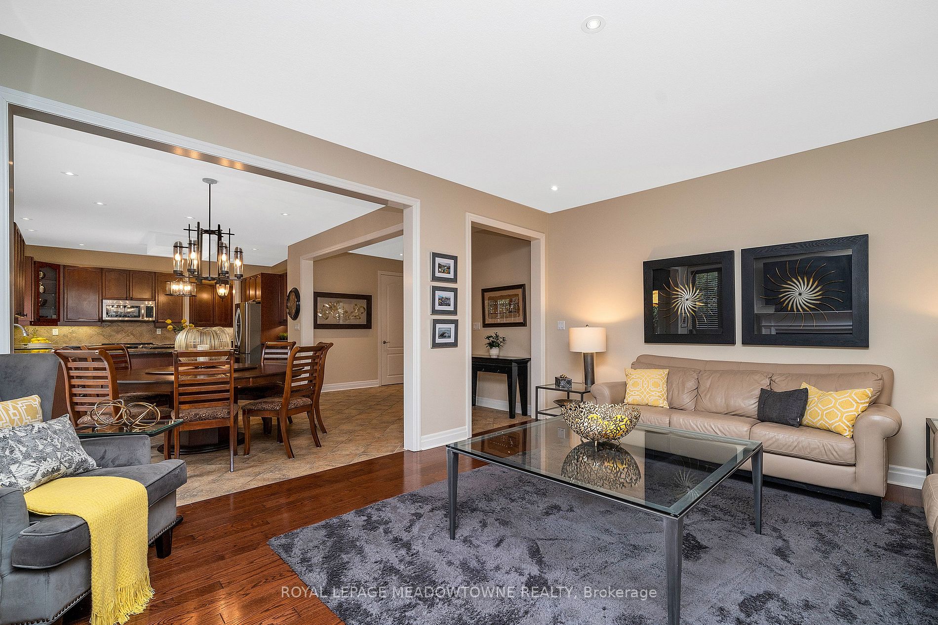 1603 Hume Way