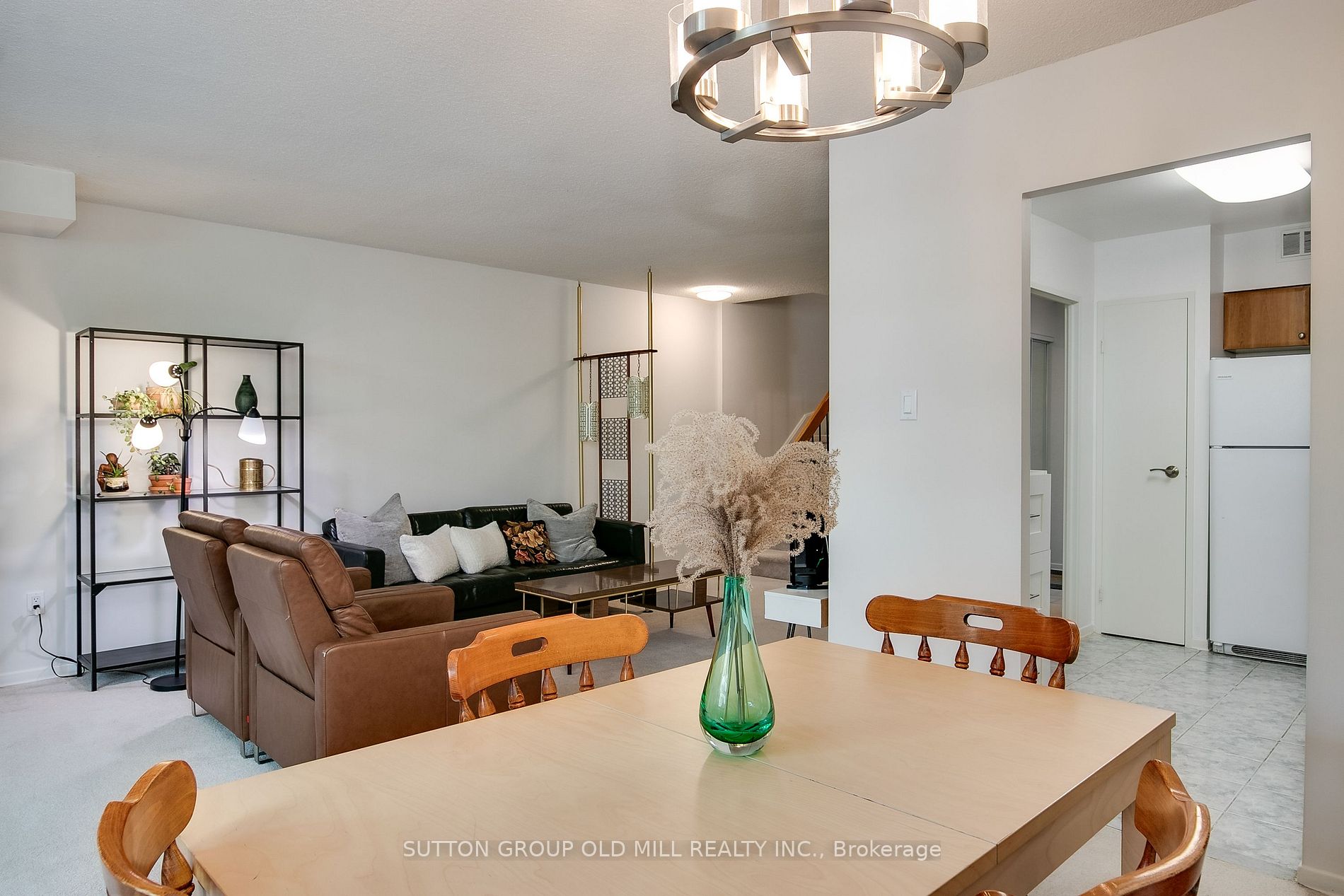 80 Quebec Ave, #111