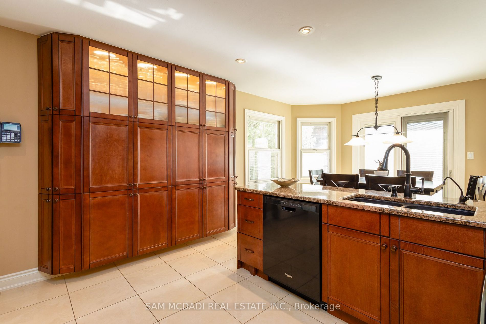1810 Melody Dr