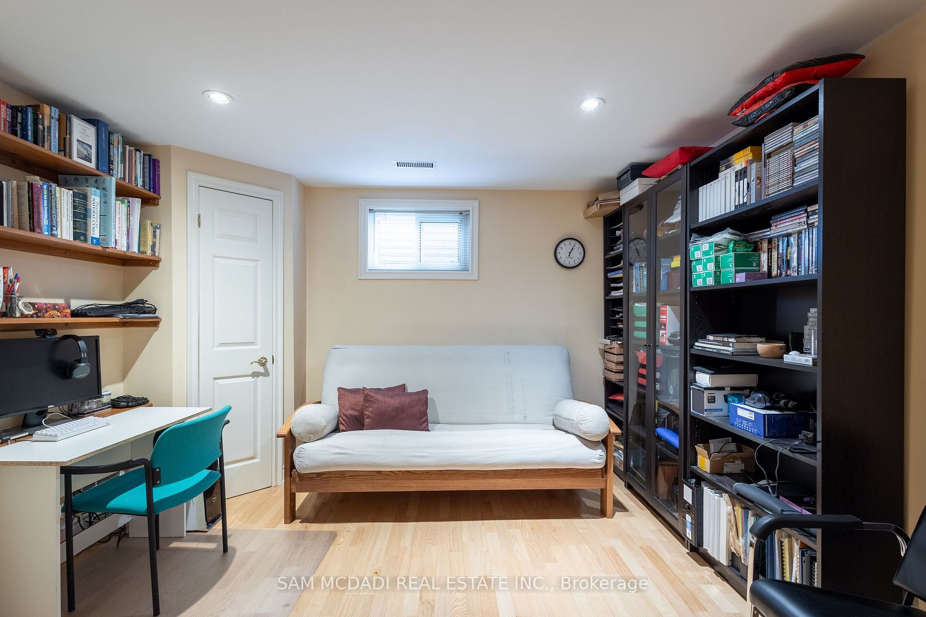1810 Melody Dr