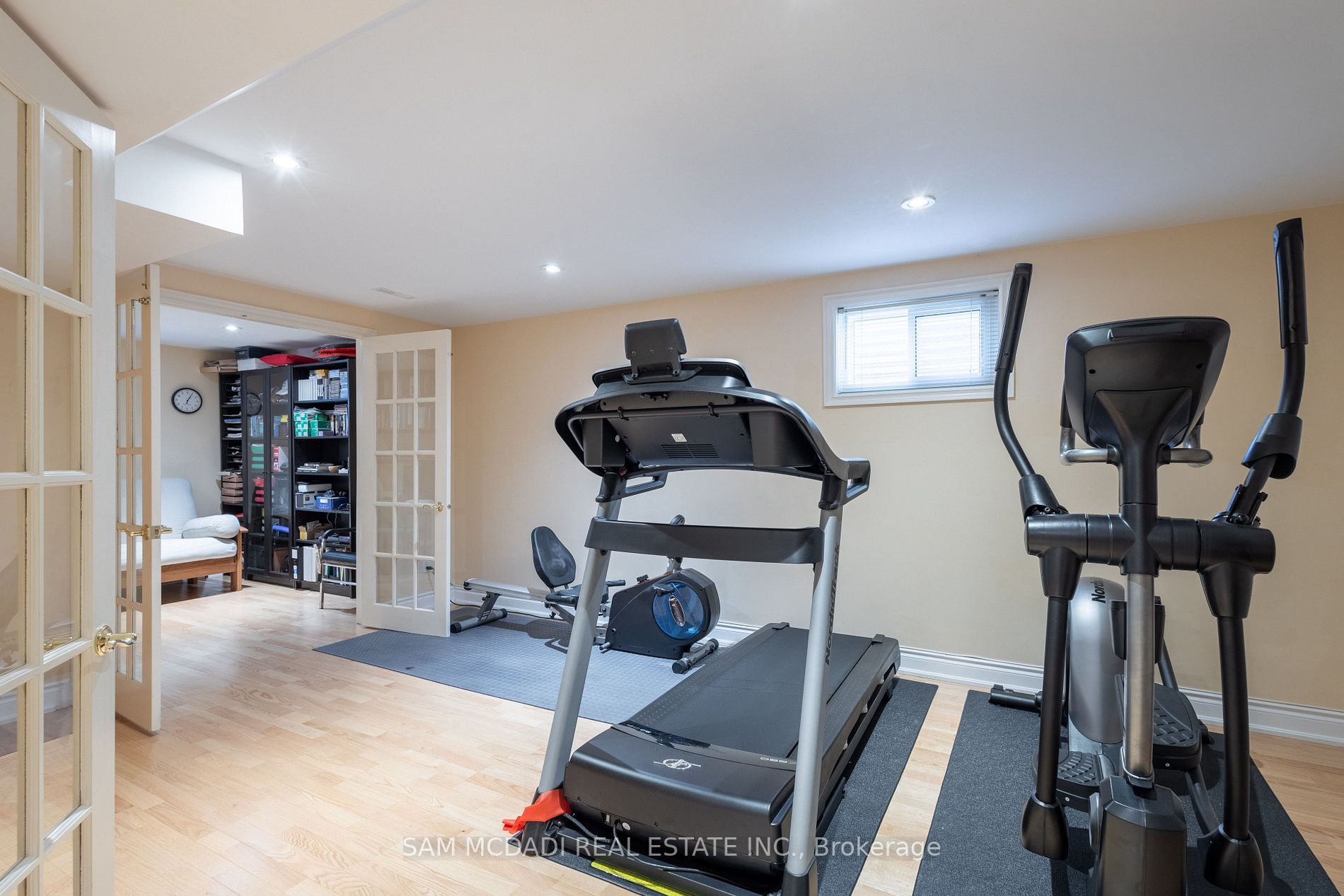 1810 Melody Dr
