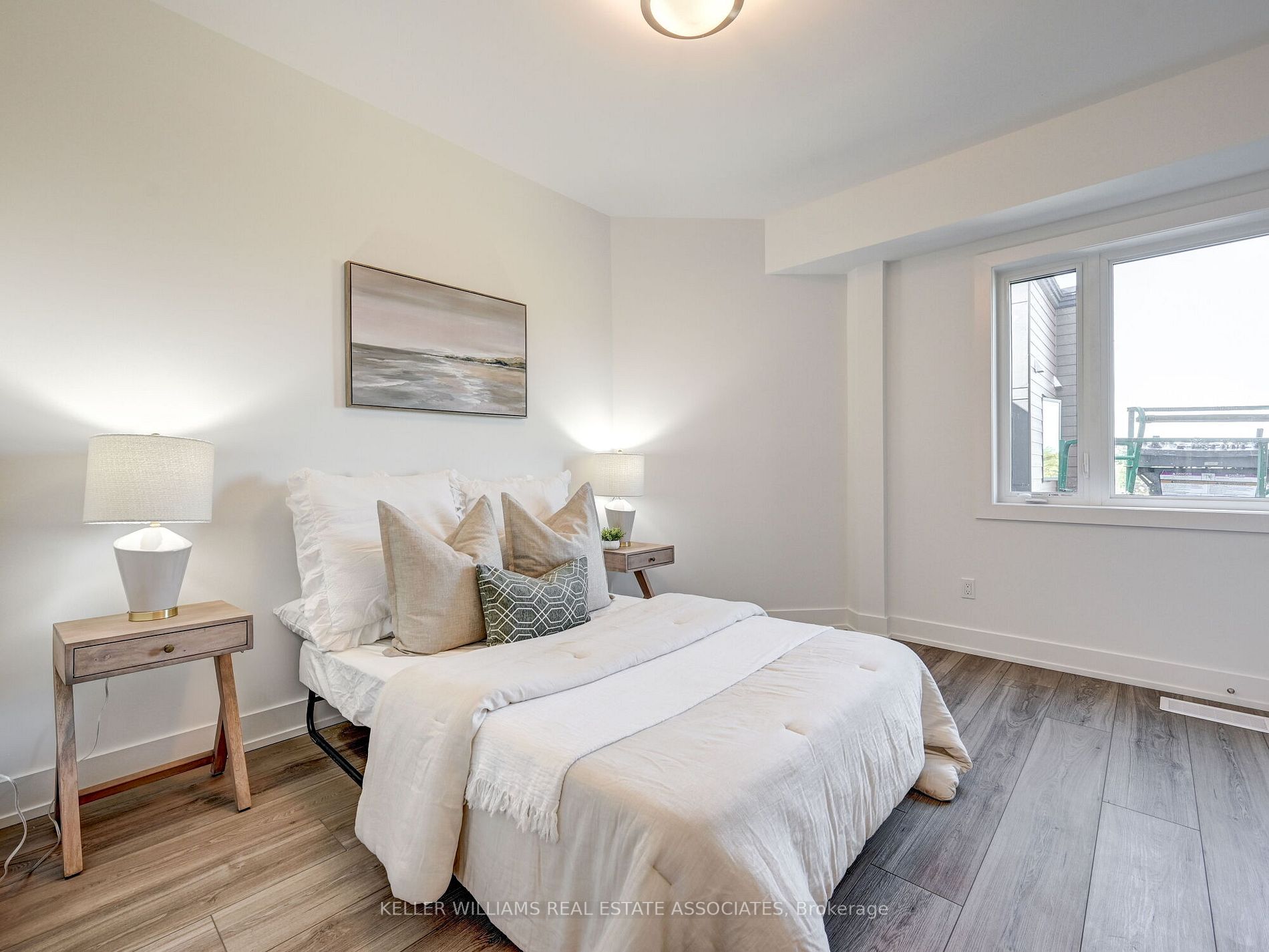 17 Centre St, #307