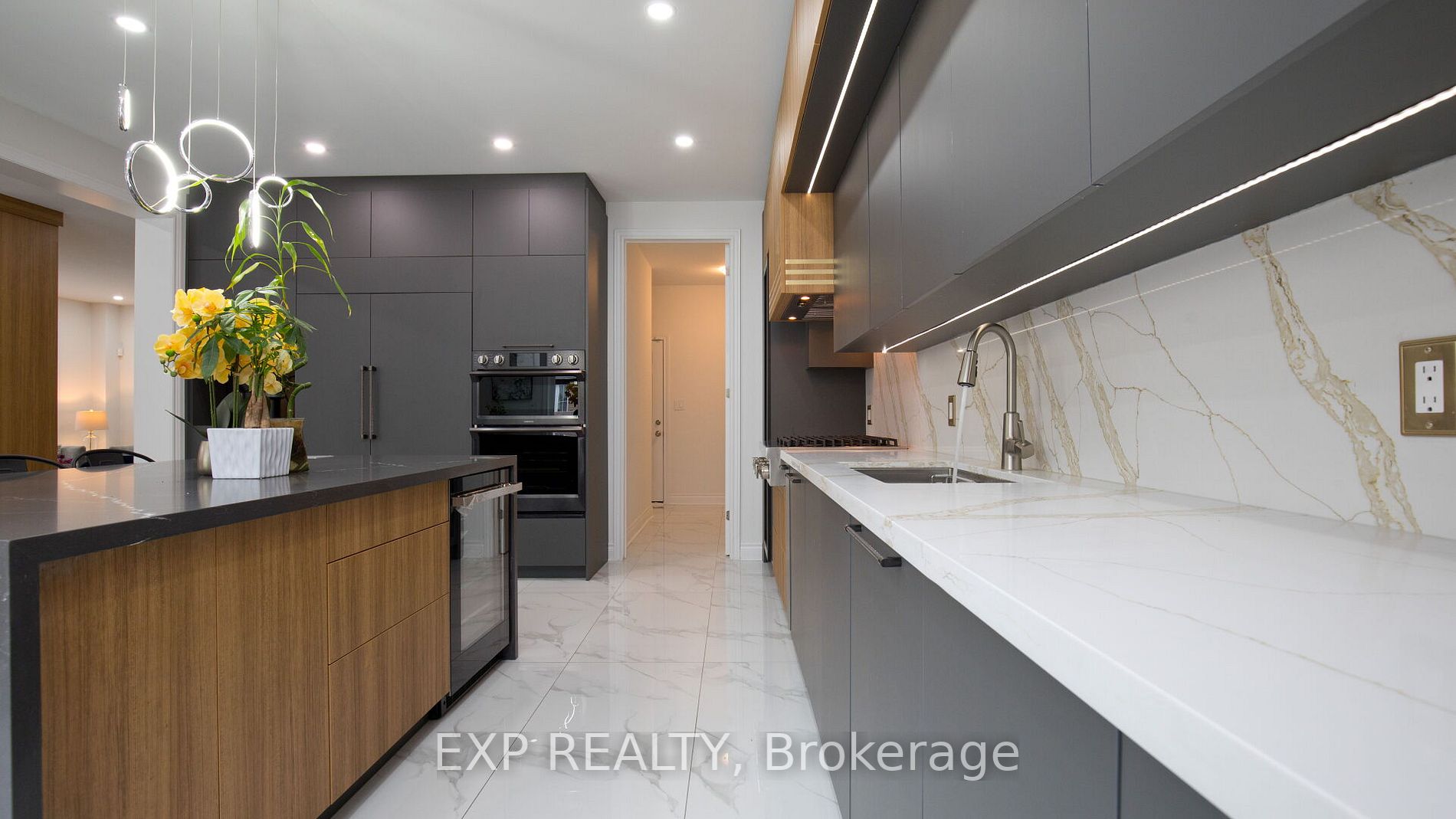 1 Henry Wilson Dr