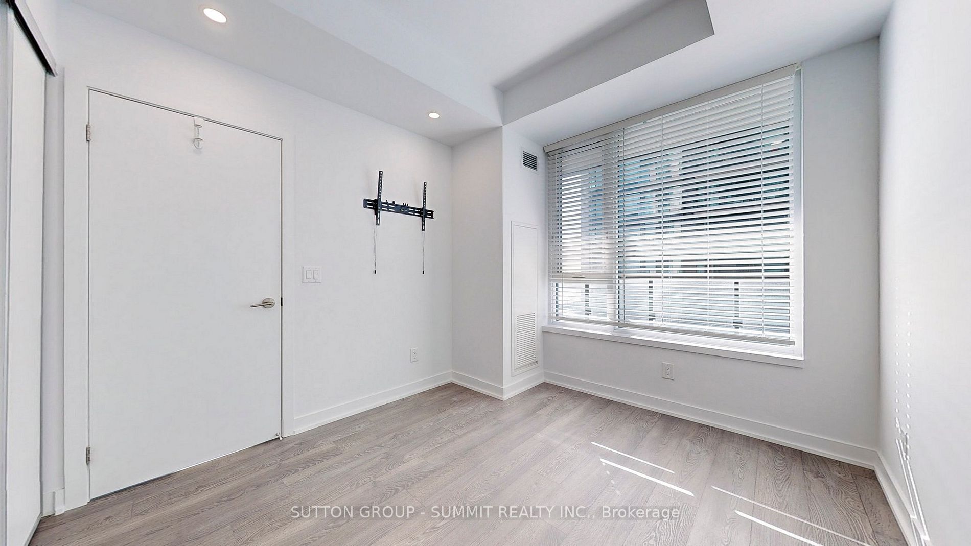 1926 Lake Shore Blvd, #2611