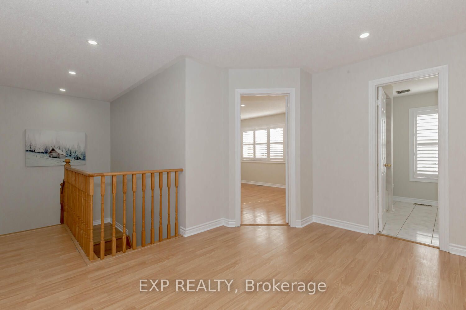 227 Queen Mary Drive W