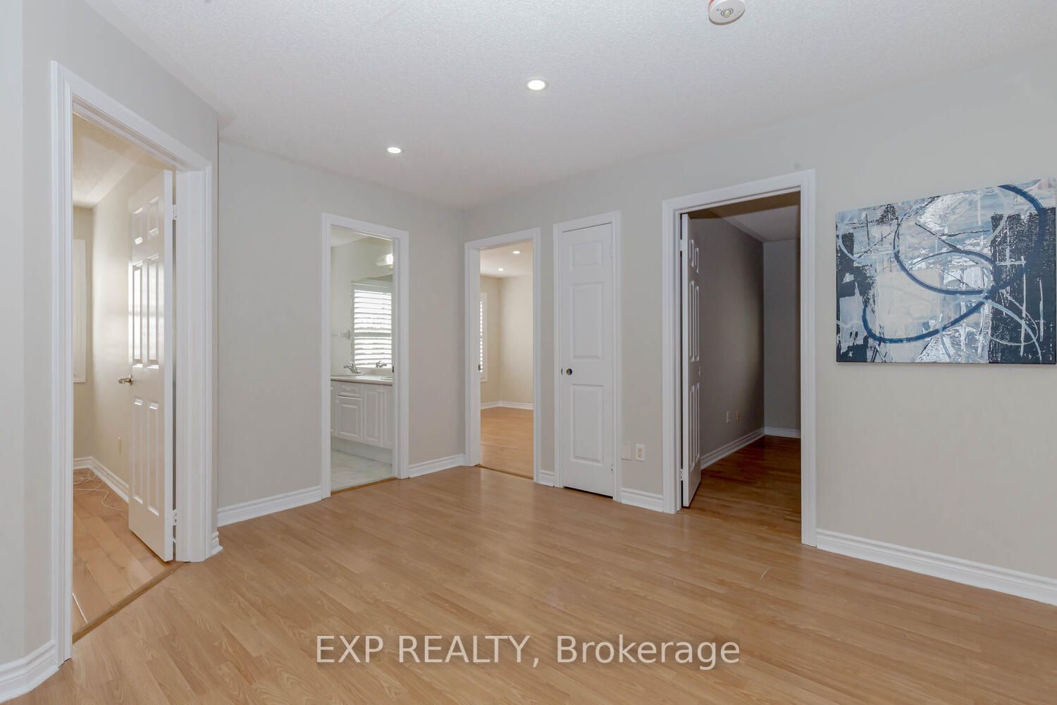 227 Queen Mary Drive W