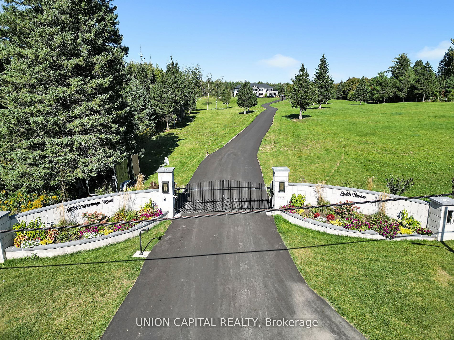 16033 Mississauga Road