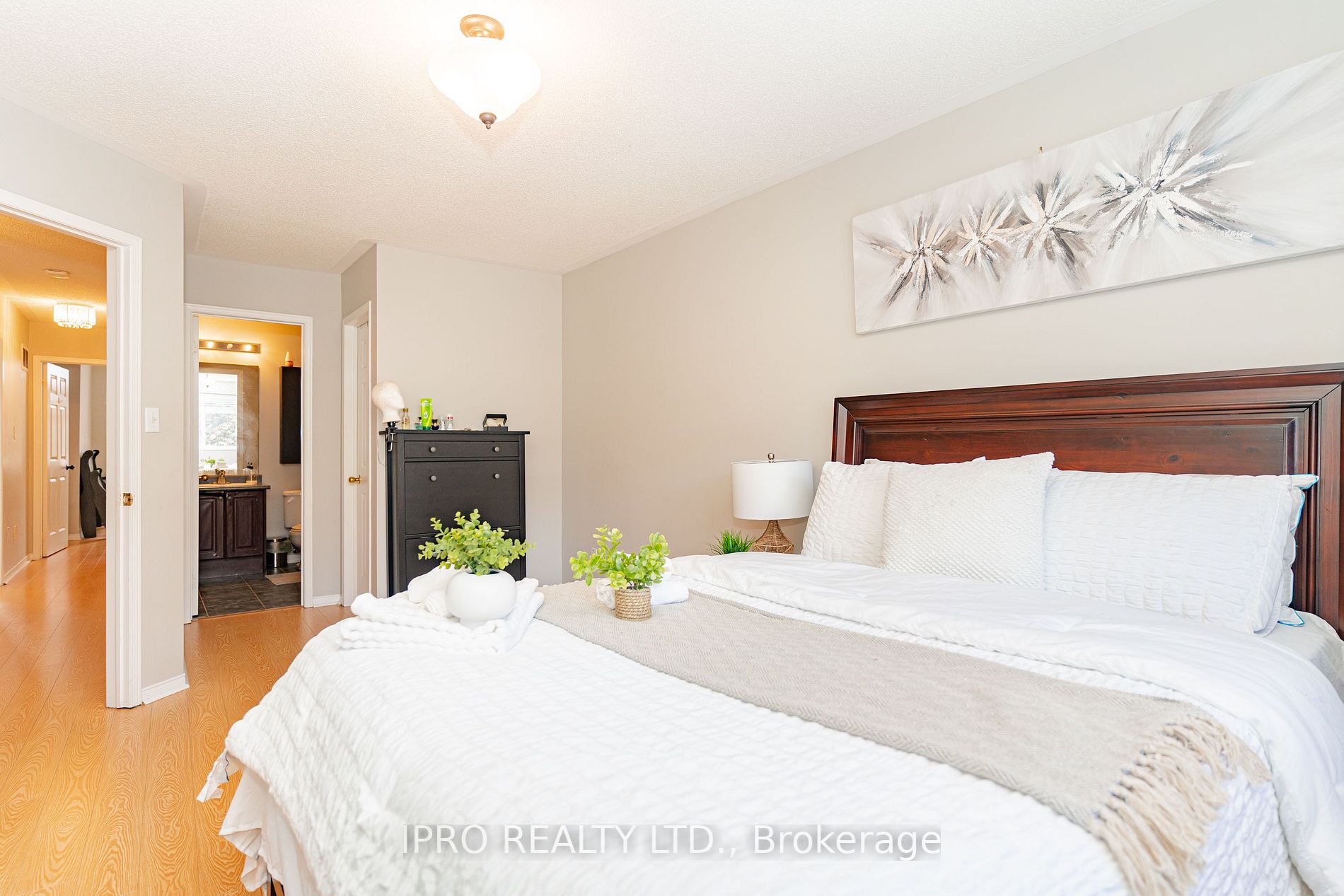 121 Livingston Road