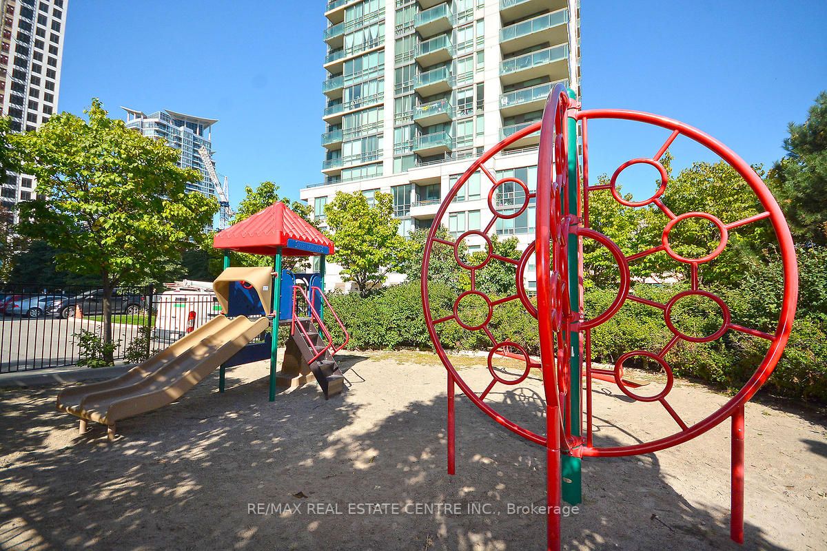 3525 Kariya Dr, #712