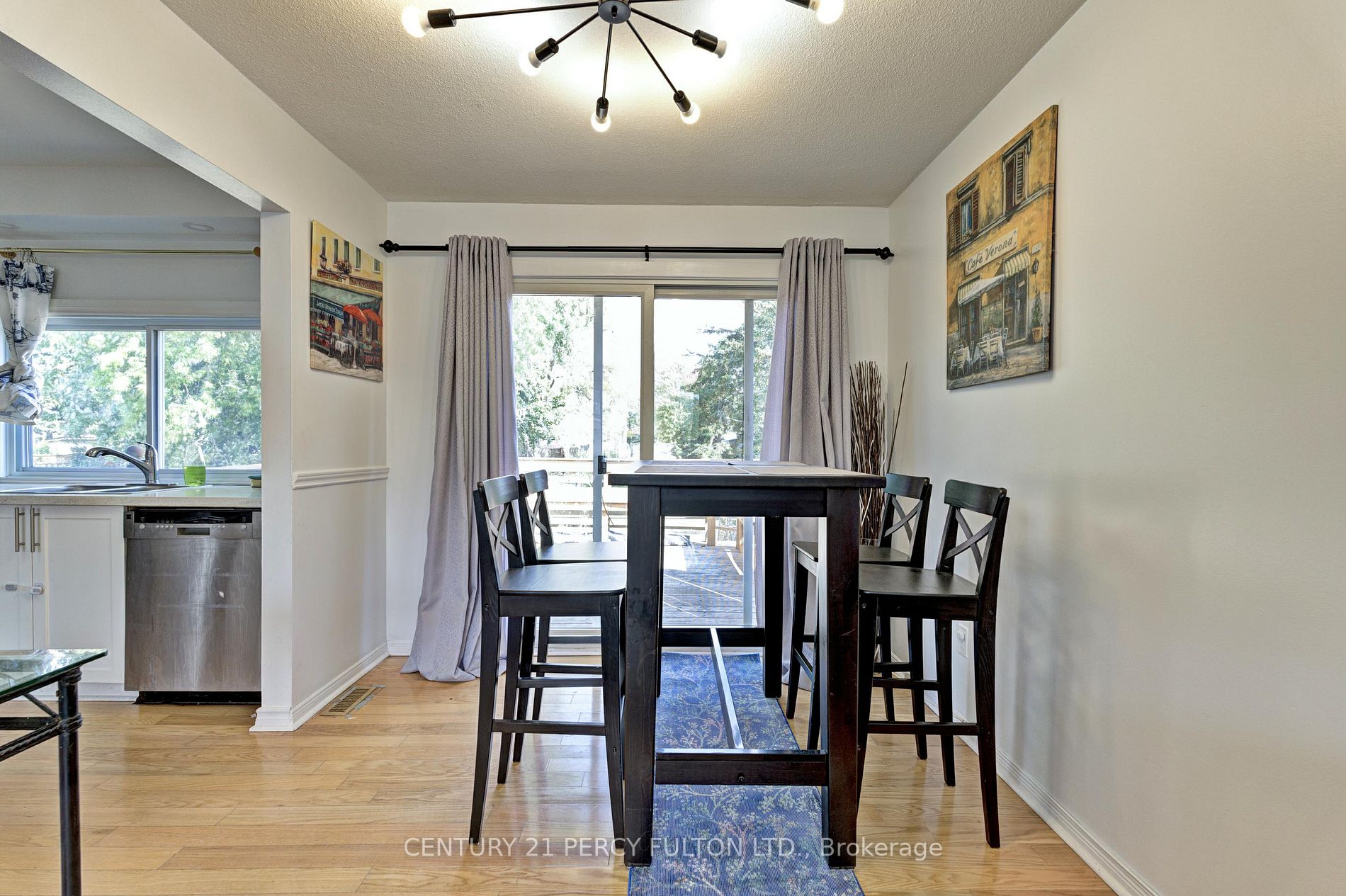 14 Madoc Dr