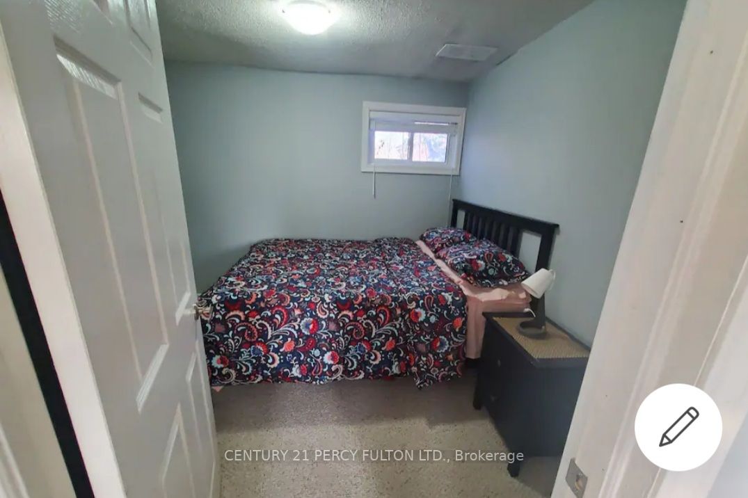 14 Madoc Dr