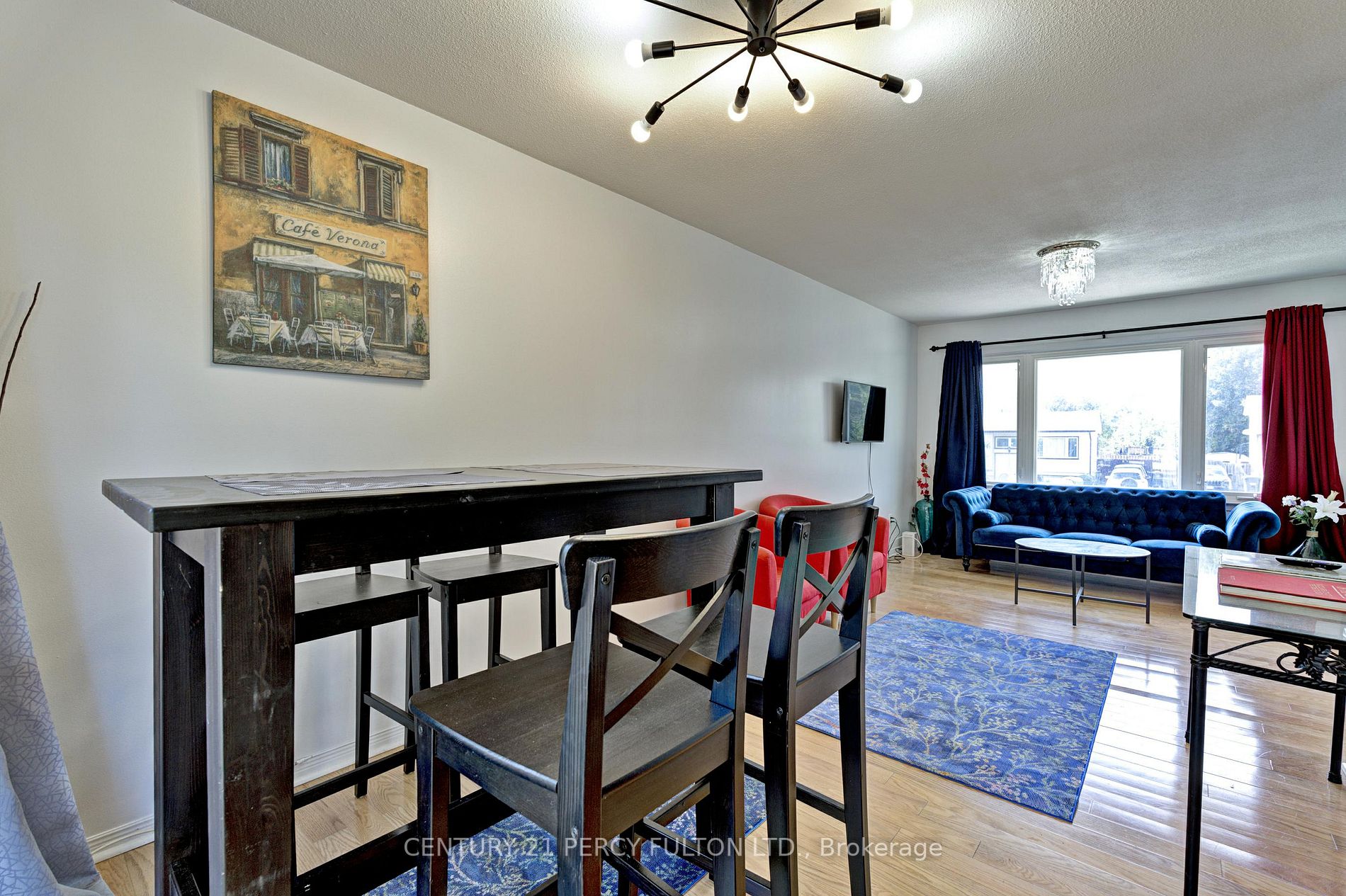 14 Madoc Dr